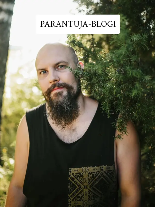 ✨ Parantuja-blogi on avattu! ✨Miten kertoa työstä, jonka ydin on kokemuksissa, kohtaamisissa ja asioissa, joita ei aina ole helppo pukea sanoiksi?Tästä kysymyksestä sai alkunsa ajatus Parantujasta, tarinoiden ja pohdintojen tilasta, jossa tutkitaan parantumista sen monissa muodoissa. 💗Olen jo jonkin aikaa suunnitellut samannimistä podcastia yhdessä läheisen asiakkaani ja ystäväni kanssa. Podcastin valmistumista odotellessa päätin vihdoin avata myös pitkään suunnitelmissani olleen blogin!Parantujassa tulen jakamaan omia ajatuksiani ja kokemuksiani, mutta haluan antaa tilaa myös muiden tarinoille. Toivon mukaan täällä kuullaan tulevaisuudessa niin asiakkaiden kuin muiden parantajienkin kokemuksia.🌿 Mitä parantuminen sinulle merkitsee?Se voi olla matka kohti syvempää itseymmärrystä, yhteyttä omaan kehoon ja tunteisiin tai uudenlaista suhdetta itseensä. Jokaisen tarina on omanlaisensa, ja joskus toisen kokemus voi auttaa meitä ymmärtämään myös itseämme.Jos tunnet kutsun jakaa oman tarinasi Parantujassa, ota yhteyttä. 💌Lue ensimmäinen blogiteksti verkkosivuiltamme, linkki blogiin löytyy biosta! ✨️Lämpimästi tervetuloa Parantujan matkaan! ❤️